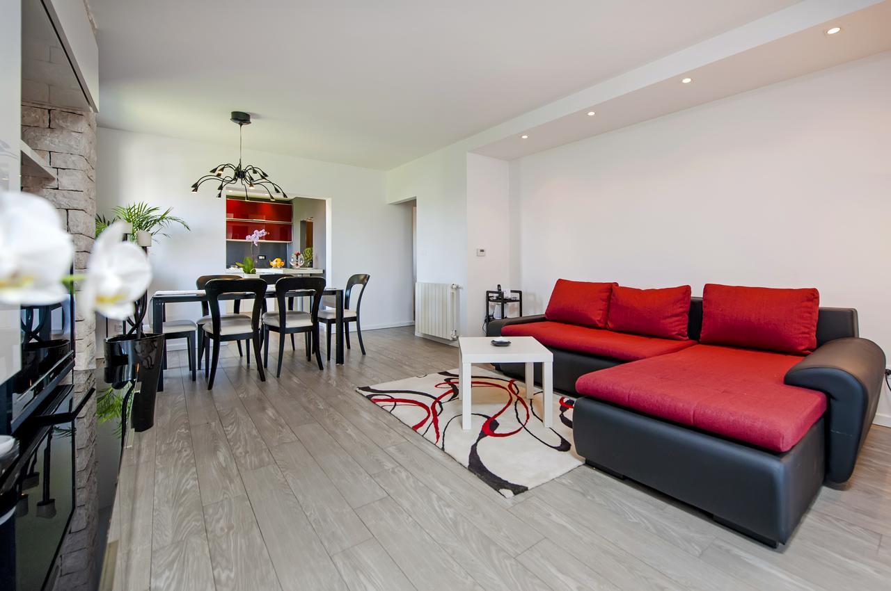 Cerin Apartment Ровин Екстериор снимка